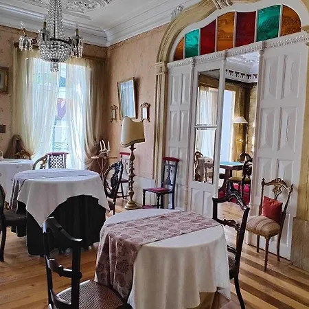 Casa Da Avo - Turismo De Habitacao Гостевой дом Торри-ди-Монкорву